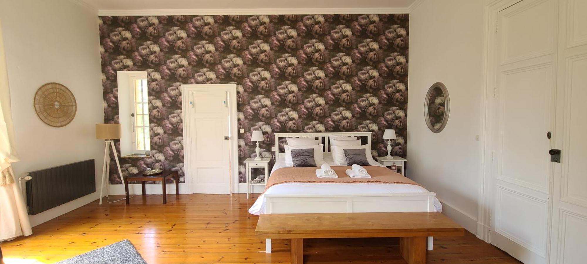 Le Manoir Du Moulin De Madame Bed & Breakfast วีเนิฟ-โซร์-ล็อต ภายนอก รูปภาพ