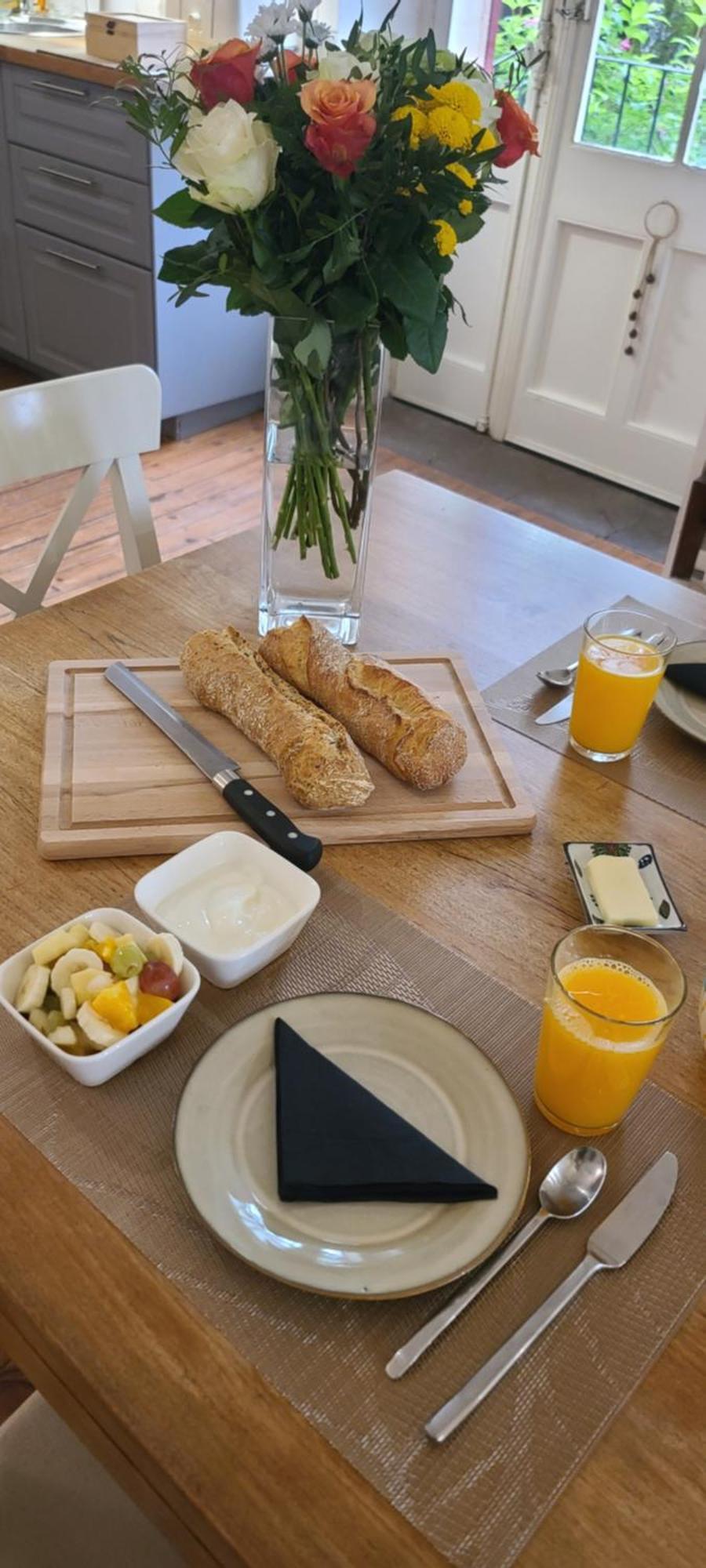 Le Manoir Du Moulin De Madame Bed & Breakfast วีเนิฟ-โซร์-ล็อต ภายนอก รูปภาพ