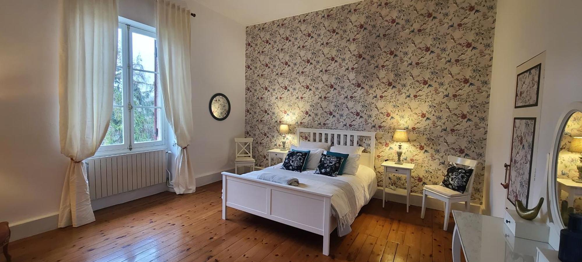 Le Manoir Du Moulin De Madame Bed & Breakfast วีเนิฟ-โซร์-ล็อต ภายนอก รูปภาพ