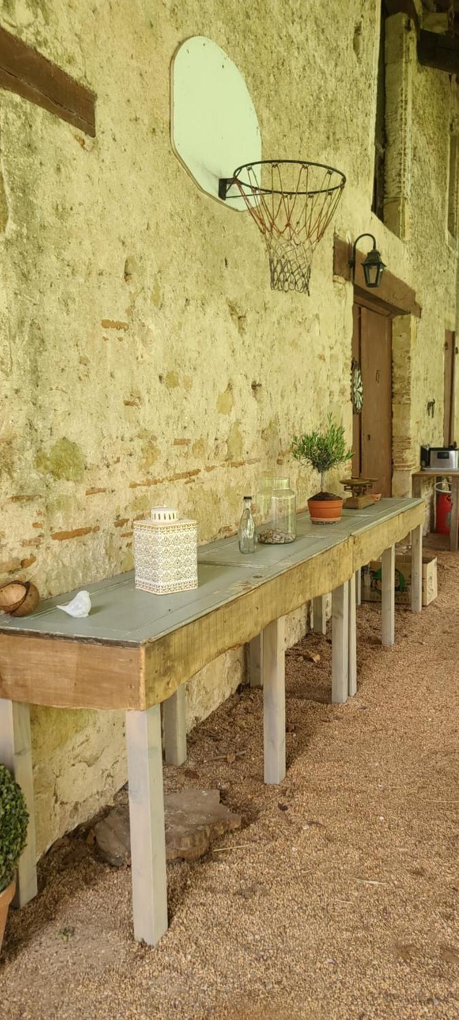 Le Manoir Du Moulin De Madame Bed & Breakfast วีเนิฟ-โซร์-ล็อต ภายนอก รูปภาพ